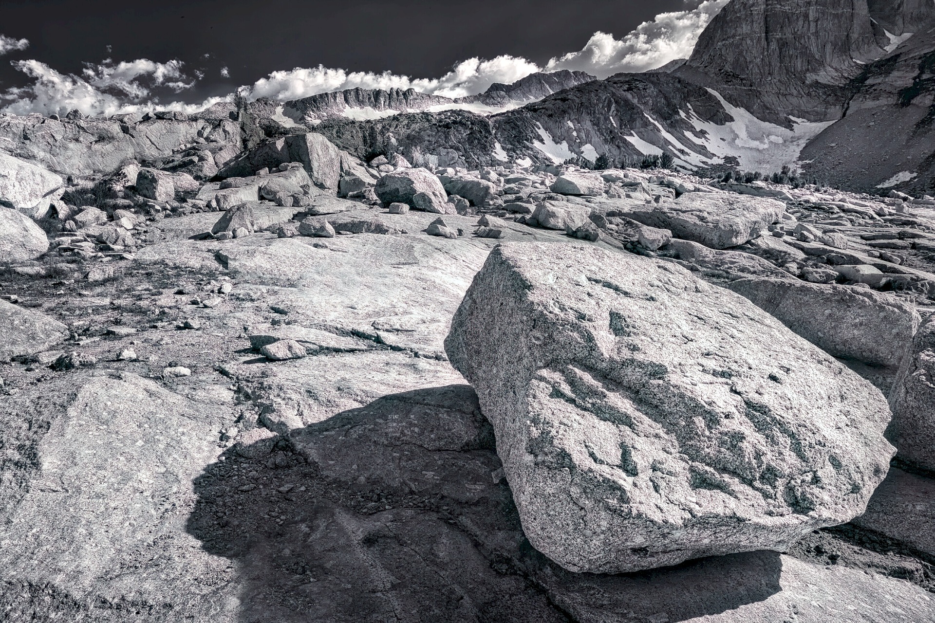 Conness Ridge Erratic - 20 Lakes Basin - Hoover Wilderness