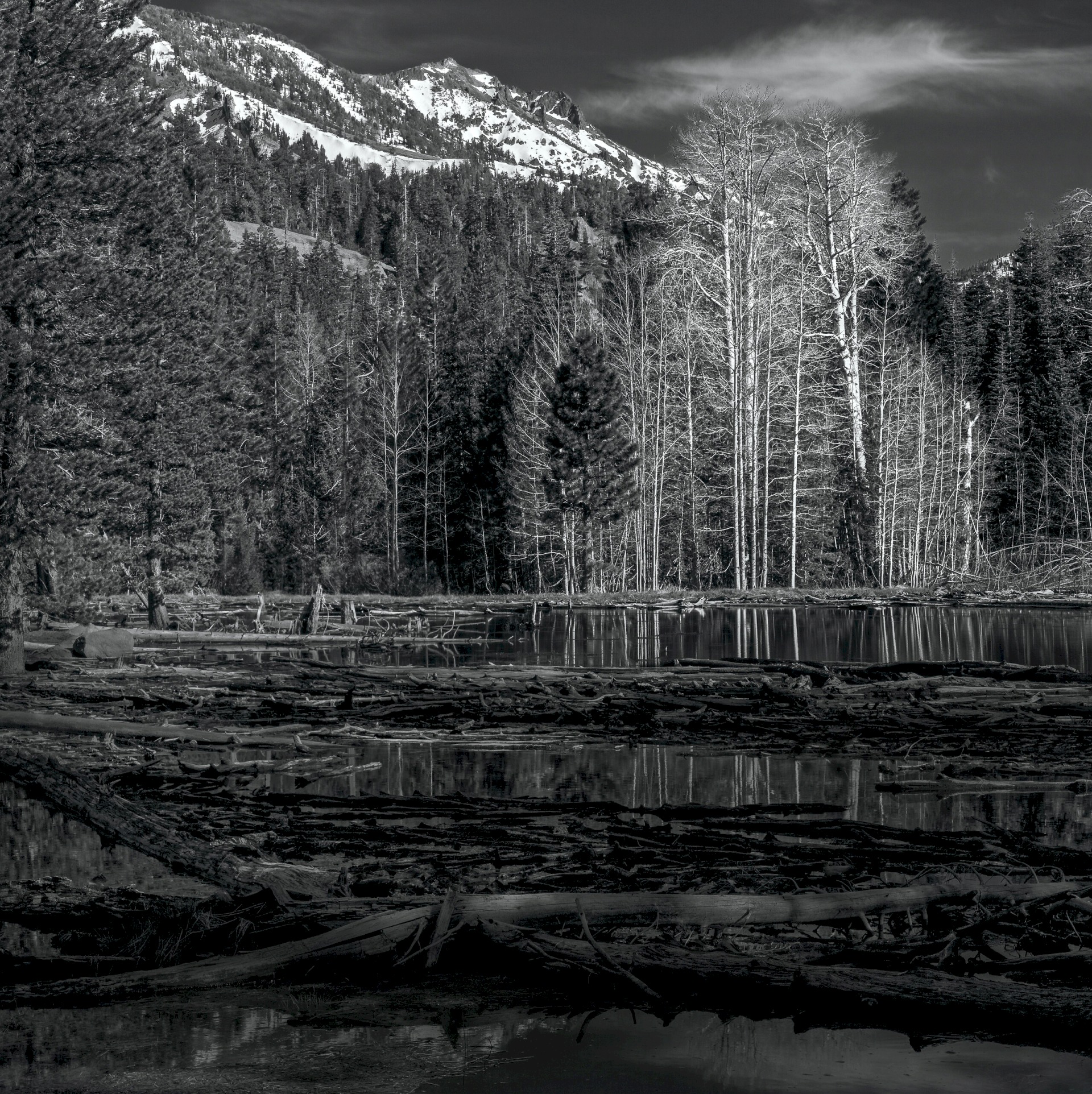 Noble-Lake-0512_1034-1038